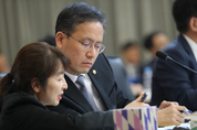 [2023국감] 4일차, 정무위 등 10개 상임위 국감...홍범도 흉상·정율성 기념사업 쟁점