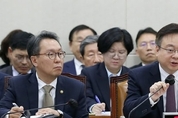 [2023국감] 조규홍 "의대 정원 확대 수요조사 추진…사립대 배제 비합리적"