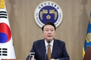 尹 대통령 "'충TV' 같은 혁신 필요…끝까지 정책 책임지는 자세 가져야"