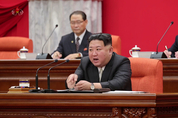김정은 “헌법에 대한민국 제1적대국·불변의 주적 명기해야”