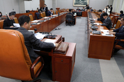여야, 선거구 협상 막판 진통...‘부천·전북’ vs ‘강남·대구’