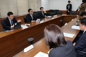 경제성장율 전망치 달성 위해 "2032년까지 89.4만명 추가고용 필요"