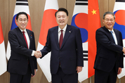 尹 대통령, 오늘 한일중 정상회의...3국 공동선언 발표