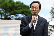 우상호, 민주 전대 이재명 90 지지율 “당과 본인에게 결코 바람직하지 않아”