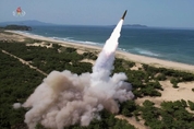 北, 단거리 탄도미사일 수 발 발사 도발 …軍 "추가 발사 대비"