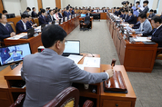 국감 8일차, 기재위 등 5개 상임위서...세수 결손·건보 재정 쟁점