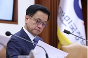 崔 대행 "미 관세 압박 피해 우려 기업 선제 지원…반도체법·추경 여야 합의 촉구"