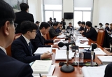 국회 기재위 'K-칩스법' 통과…세액공제율, 대기업 20·중소 30 적용