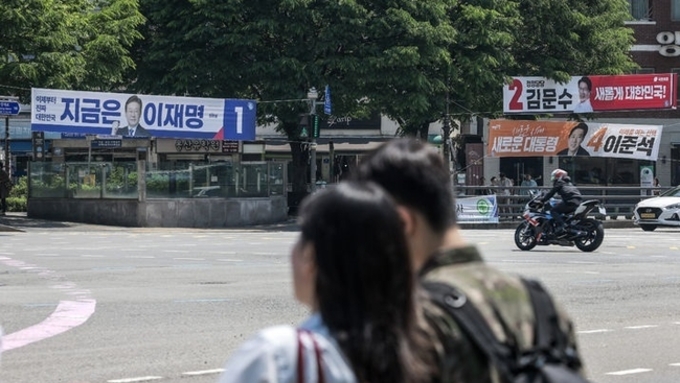 차기 대선 후보 지지도 이재명 51.9·김문수 33.1·이준석 6.6 [리얼미터]