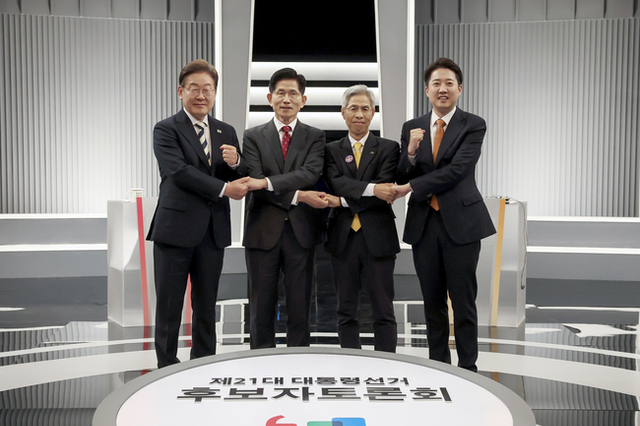 2차 TV토론 내내 거친 공방...비전보다 비방전 난무