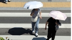 오늘 전국 맑은 하늘…'낮 최고 30도' 초여름 더위