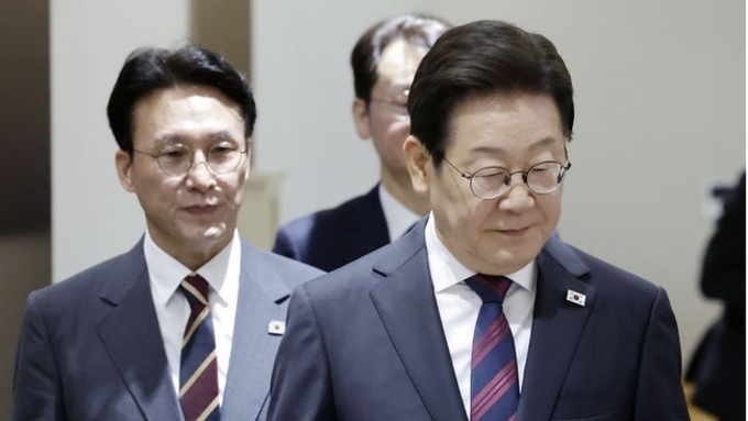 이재명 대통령 국정수행 긍정 '잘한다' 62.1·'잘못한다' 부정 31.4 [리얼미터]