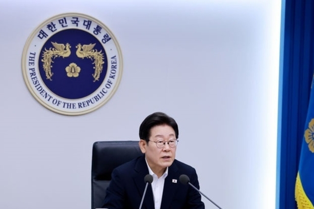 이재명 대통령, 김영훈·김성환·정은경 임명안 재가…1기 내각 9명 임명