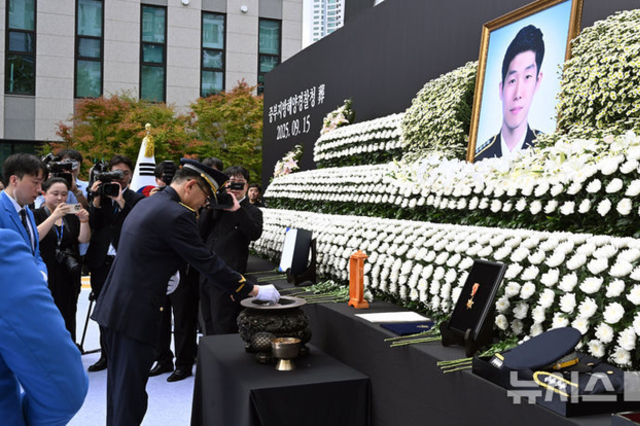 김용진 해양경찰청장 고(故) 이재석 경사 순직 관련 사의 표명