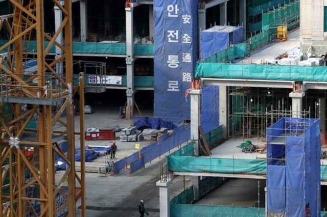올해 상반기 중대재해 형 확정 사업장 7곳 명단 공개…책임자 6명 집행유예·1명 벌금형