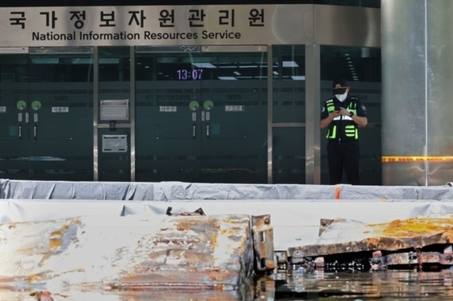 국정자원 화재, 3주째에 복구율 40대...'4주 복구' 목표 어려워져