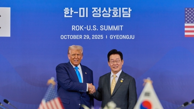 韓美, 한국 1500억 불 조선·2천억 불 추가 투자...미국 자동차 등 관세 15로 인하