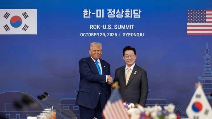 북한, 미국의 한국 핵추진잠수함 건조 승인에“核도미노·통제 불능 초래...군비경쟁 가열”