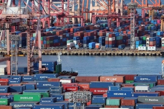 작년 반도체 호조에 수출 7000억불 넘었지만…올해 수출 리스크는 '트럼프 정책 방향'