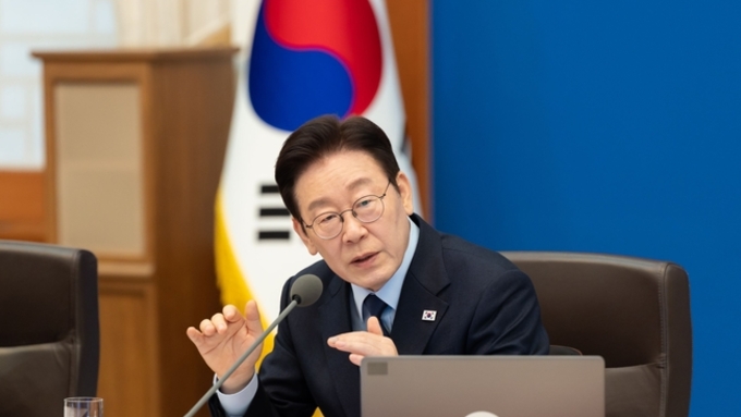 이재명 대통령 “다주택자들에게 매각 강요한 적 없고 유도했을 뿐”