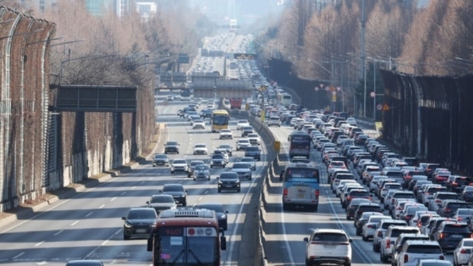 오늘 연휴 마지막 날 부산→서울 6시간10분