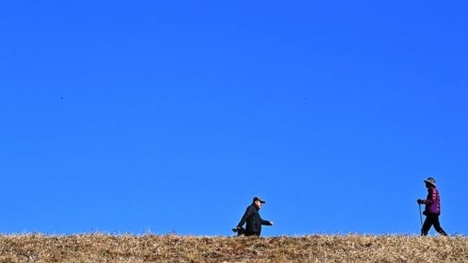 오늘 일교차 커 건강 유의...아침 영하 4도, 낮엔 최고 15도