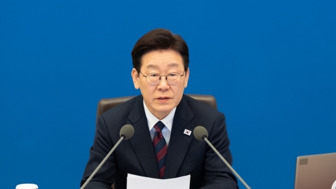 이재명 대통령 “부동산 정책에서 다주택자와 비거주고가주택 소유자 배제 지시했다”