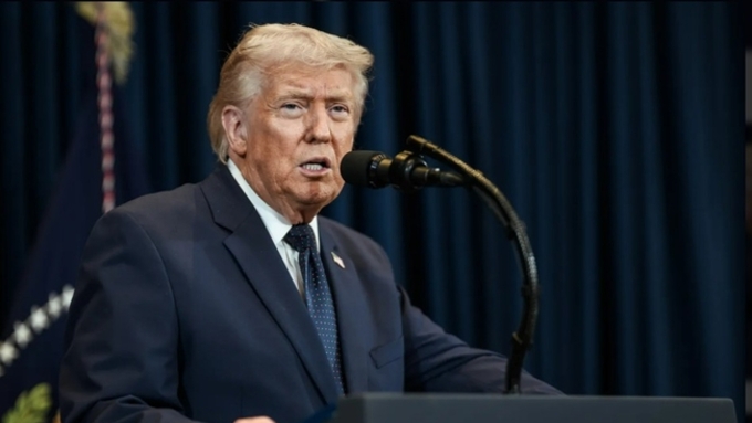 도널드 트럼프 “6일 이란과의 협상 타결 가능성 커...불발 시 다 날려버릴 것”...시한 7일로 연장