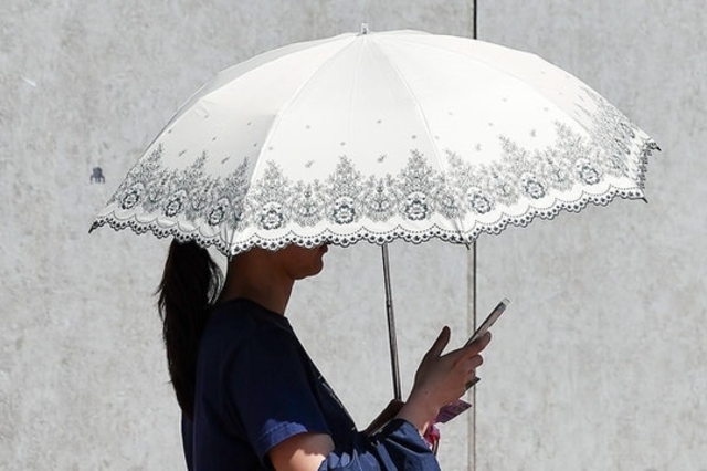 오늘 '낮 최고 28도' 초여름 날씨 지속…중부내륙 중심 일교차 20도