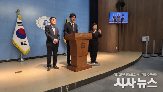 김용, 더불어민주당의 공천배제 결정에 “존중하며 백의종군하겠다”