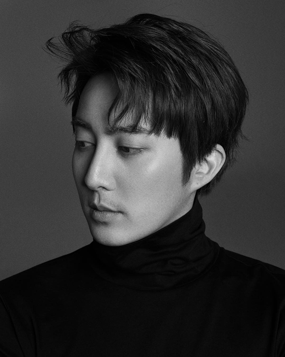 김형준 공식입장 소식이 29일 전해졌다. 29일 소속사 SDKB에 따르면 지난해 3월 김형준으로부터 성폭행 당했다며 고소한 여성 A씨는 지난 25일 의정부지방법원 고양지원에서 진행된 선고공판에서 징역 8개월 실형을 선고받고 법정구속됐다. 사진=SS501 김형준 소셜네트워크서비스 캡처